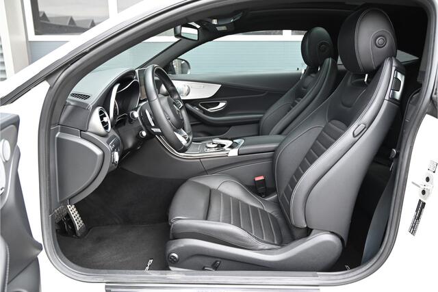 Mercedes-Benz C-KLASSE Coupé 250 AMG / PANO / NIGHT / LEDER / BURMESTER / 360 CAMERA / LED / SFEER / C63 PAKKET