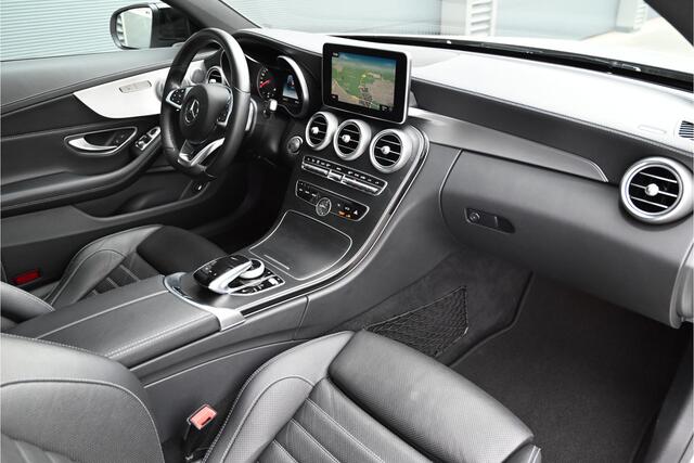 Mercedes-Benz C-KLASSE Coupé 250 AMG / PANO / NIGHT / LEDER / BURMESTER / 360 CAMERA / LED / SFEER / C63 PAKKET