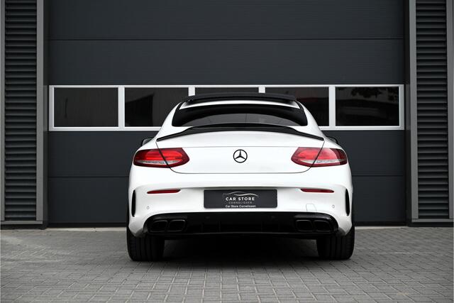 Mercedes-Benz C-KLASSE Coupé 250 AMG / PANO / NIGHT / LEDER / BURMESTER / 360 CAMERA / LED / SFEER / C63 PAKKET