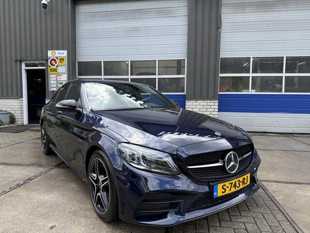 Mercedes-Benz C-KLASSE 220D Premium Plus Pack AMG / Burmester