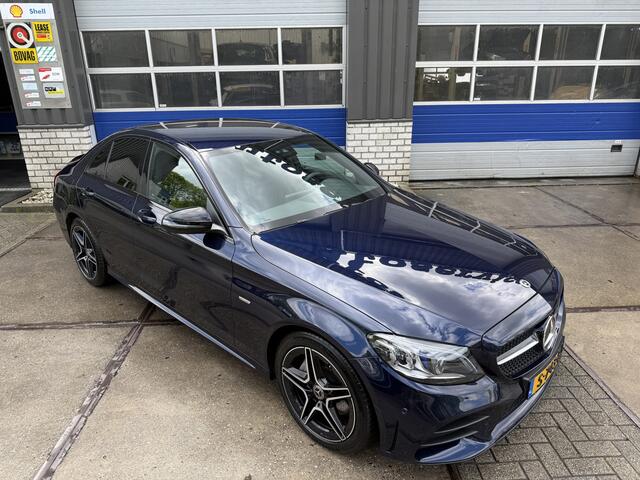Mercedes-Benz C-KLASSE 220D Premium Plus Pack AMG / Burmester