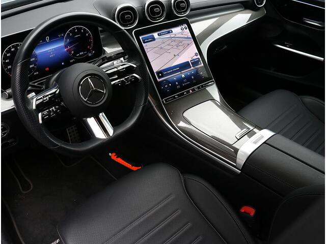 Mercedes-Benz C-KLASSE 200 Launch Edition AMG Line | Panorama | Trekhaak