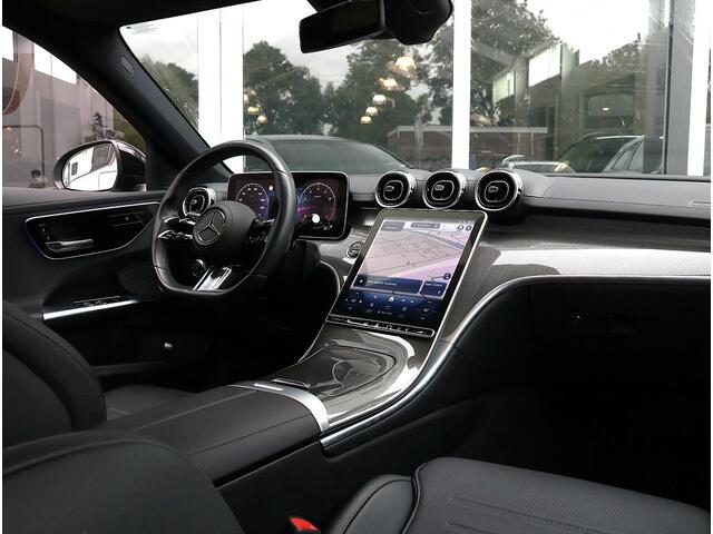 Mercedes-Benz C-KLASSE 200 Launch Edition AMG Line | Panorama | Trekhaak