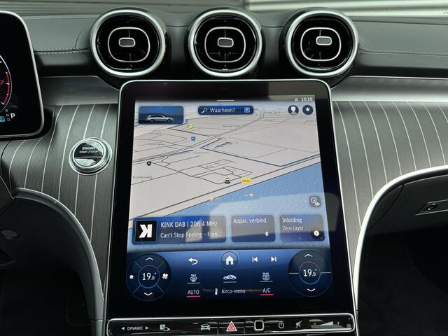 Mercedes-Benz C-KLASSE Estate 180 AMG Line | Premium | Panoramadak | Burmester® 3D | 360° Camera | Sfeerverlichting | Memorystoelen Verwarmd | Apple & Android Carplay