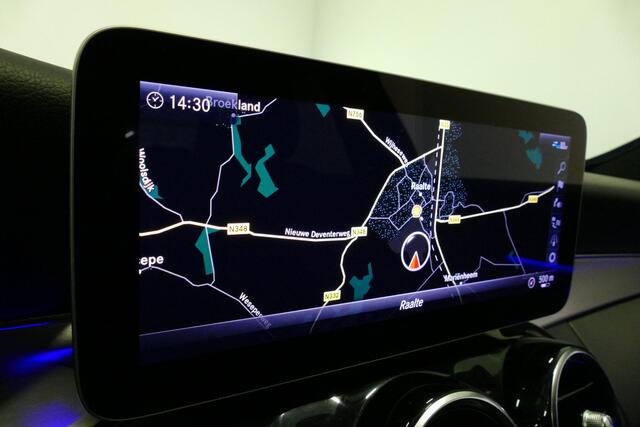 Mercedes-Benz C-KLASSE 180 AMG Line / C63S AMG Diffuser / Panamericana Grill / Ambienteverlichting / Apple Carplay - Android auto / Multibeam LED / Stoelverwarming / Achteruitrijcamera / Night pakket / 19'' LMV / Dynamic Select / Draadloze telefoonlader / Grootlicht assistent /