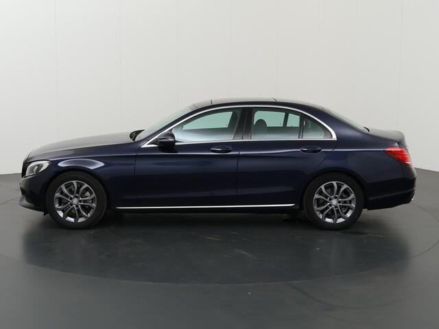 Mercedes-Benz C-KLASSE 180 Premium Plus | Panoramadak | Achteruitrijcamera | Stoelverwarming |