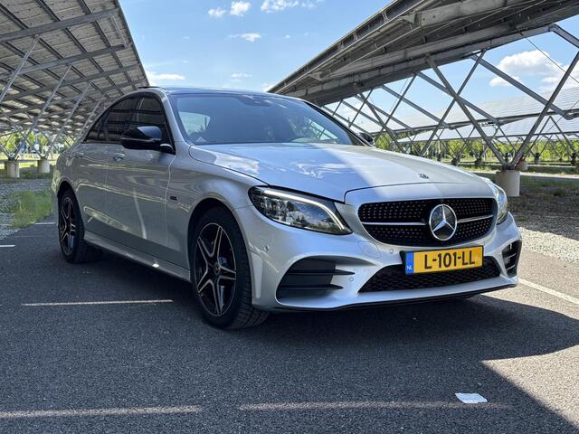 Mercedes-Benz C-KLASSE 300 e Business Solution AMG Limited | Night | Panoramadak | Stoelverwarming | Sfeerverlichting | Apple carplay |