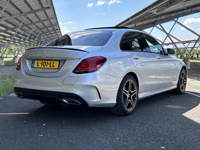 Mercedes-Benz C-KLASSE 300 e Business Solution AMG Limited | Night | Panoramadak | Stoelverwarming | Sfeerverlichting | Apple carplay |