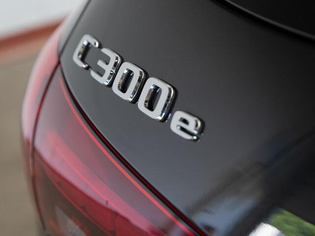 Mercedes-Benz C-KLASSE Estate 300e Business Solution AMG