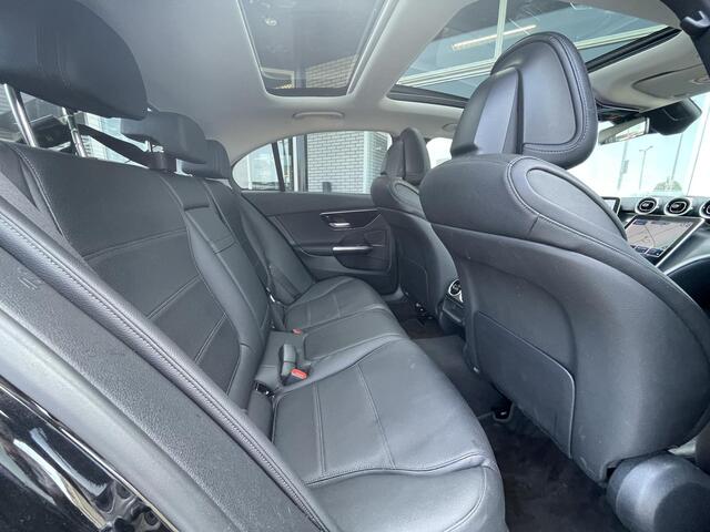 Mercedes-Benz C-KLASSE 180 Luxury Line | Panoramadak | Stoelverwaming | Cruise Control