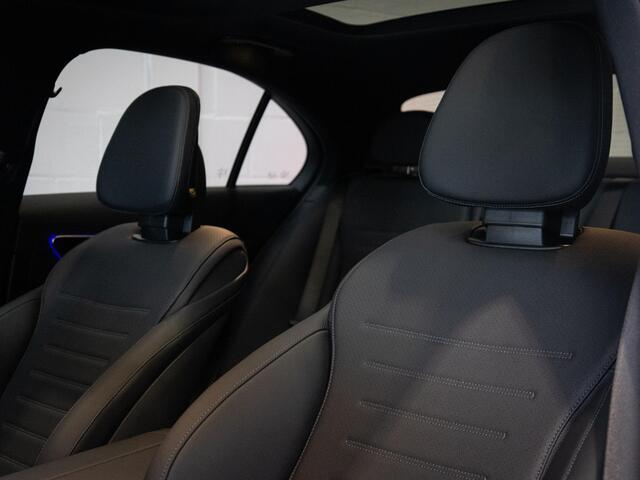 Mercedes-Benz C-KLASSE Limousine 300 e AMG Line Premium PLUS | Panorama dak | Trekhaak