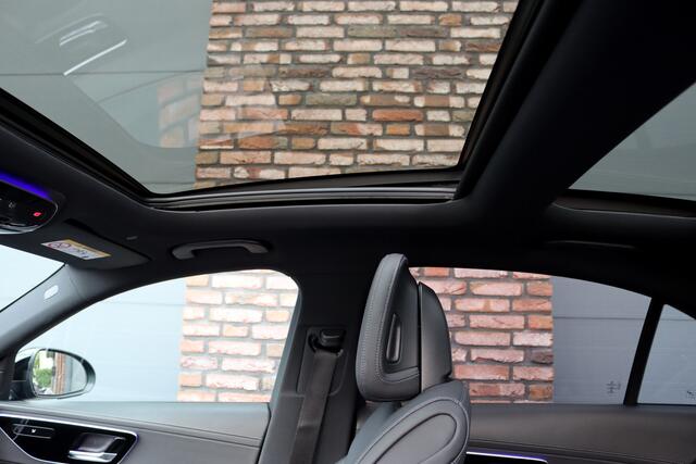 Mercedes-Benz C-KLASSE 180 AMG Line Aut9 | Panoramadak | Sfeerverlichting | Nightpakket | Camera | Dodehoekassistent | Apple Carplay/Android Auto | Zitcomfortpakket |