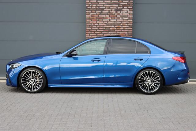 Mercedes-Benz C-KLASSE 180 AMG Line Aut9 | Panoramadak | Sfeerverlichting | Nightpakket | Camera | Dodehoekassistent | Apple Carplay/Android Auto | Zitcomfortpakket |