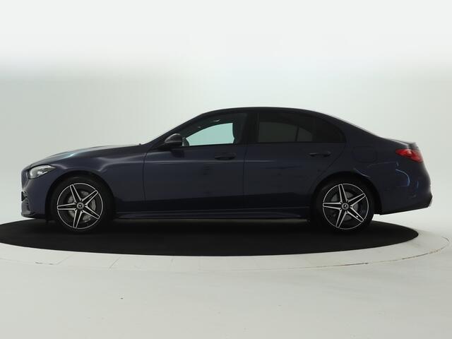 Mercedes-Benz C-KLASSE 300 e AMG Line Sfeerverlichting | Achteruitrijcamera | Apple CarPlay | Stoelverwarming voor | Inclusief 24 maanden MB Certified garantie voor Europa.