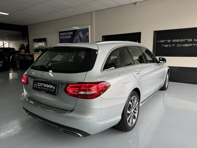 Mercedes-Benz C-KLASSE 180 AUT. PANO TREKHAAK LED AMG