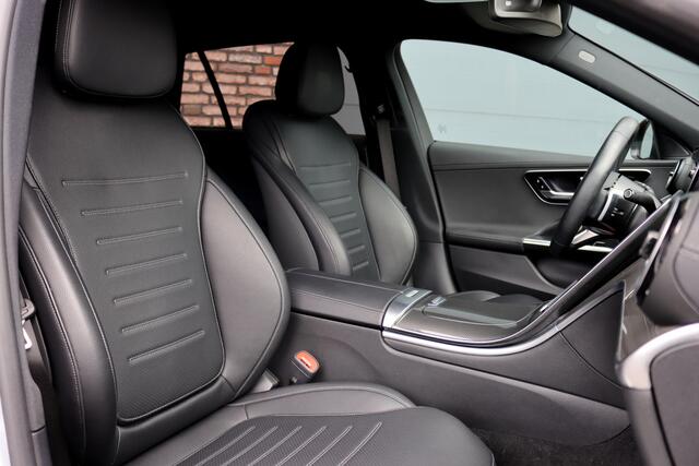 Mercedes-Benz C-KLASSE Estate 300 e AMG Line | Memory | Surround Camera | Night Pakket | Keyless Go | Advanced Soundsystem | Digital Light | Augmented Reality |