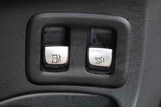 Mercedes-Benz C-KLASSE Estate 300 e Business Solution AMG Limited