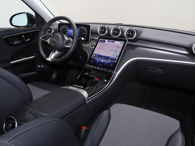 Mercedes-Benz C-KLASSE Estate 300 e Business Line | Panoramadak | Verwarmd stuur | Memory stoelen | Getint glas |