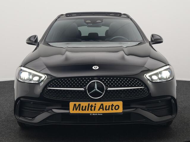 Mercedes-Benz C-KLASSE Estate 300 e AMG Line Plug In Hybrid 320pk Dealer O.H NIEUW MODEL PHEV | Panodak | 360 Camera | Adaptive Cruise | Lederen Sportstoelen Massage & Memory | Sfeerverlichting | Keyless | Navigatie | Virtual | DAB |