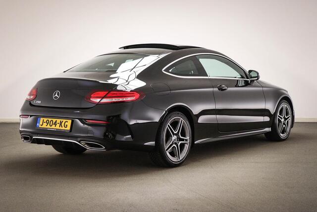 Mercedes-Benz C-KLASSE Coupé 200 AMG Line Advantage Pack | PANORAMADAK | DAB | DRAADLOZE LADER | CAMERA