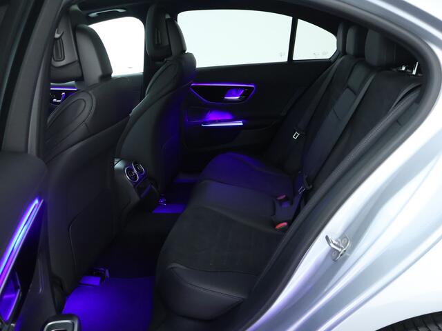 Mercedes-Benz C-KLASSE 300 e Star Edition | Trekhaak | Nightpakket | Antidiefstalpakket GUARD 360° Plus | Memorypakket | KEYLESS GO | Parkeerpakket met achteruitrijcamera | Verwarmde stoelen vooraan |