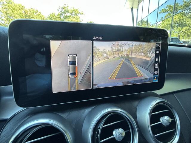 Mercedes-Benz C-KLASSE 200 AMG // 360 Camera // 19" AMG Velgen // MuliBeam LED // Comand Navi // Digitaal Dashbord // Carplay // Night Pakket // Sfeerverlichting