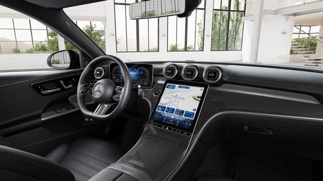 Mercedes-Benz C-KLASSE 300e Business Solution AMG | Panoramaschuifdak | Head-up display | Night | Premium Plus | Burmester | 19" multispaaks AMG velgen | Comfortsluiting |