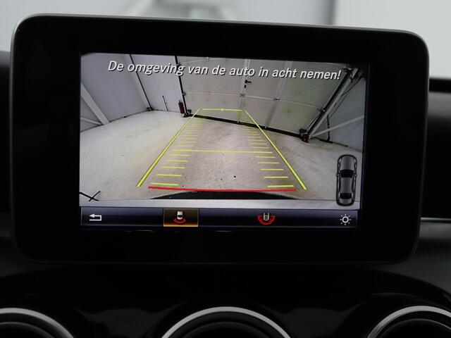 Mercedes-Benz C-KLASSE 180 AMG Sport Edition | Stoelverwarming | Camera | Leder | Navigatie | Full LED | Park Assist | Climate control | Bluetooth