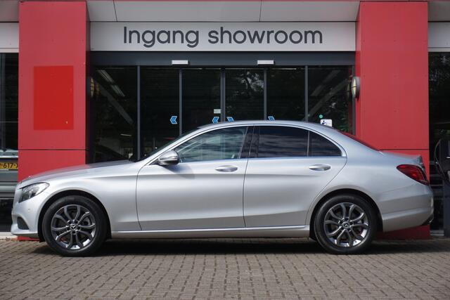 Mercedes-Benz C-KLASSE 180 Premium | Origineel NL | Camera | Cruise Control | Navigatie | Airco |
