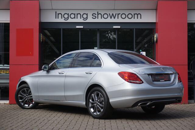 Mercedes-Benz C-KLASSE 180 Premium | Origineel NL | Camera | Cruise Control | Navigatie | Airco |