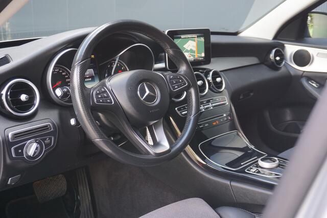 Mercedes-Benz C-KLASSE 180 Premium | Origineel NL | Camera | Cruise Control | Navigatie | Airco |