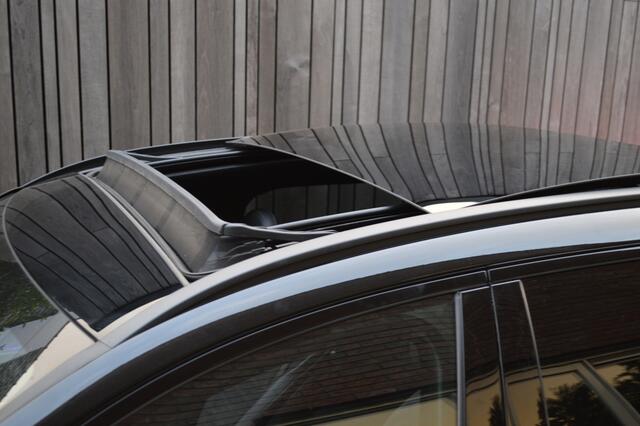 Mercedes-Benz C-KLASSE Estate 200 AMG Led Panorama Sfeer Camera Night Pdc
