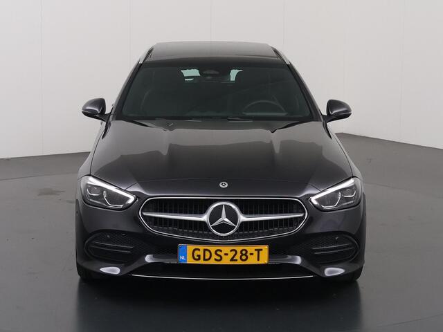 Mercedes-Benz C-KLASSE 180 Luxury Line | Panoramadak | Apple Car Play | LED | Stoelverwarming | 18" lichtmetalen velgen |