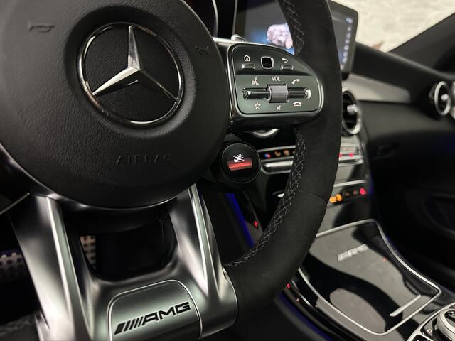 Mercedes-Benz C-KLASSE Coupé 63 S AMG | Keramisch | Schaalstoelen | AMG Driver's Package | Aero-Pakket | Panorama | Burmester | Multi-Beam LED | Memory | ACC | Rij-Assistentie Pakket | Keyless-Go | Sfeerverlichting | Carplay |