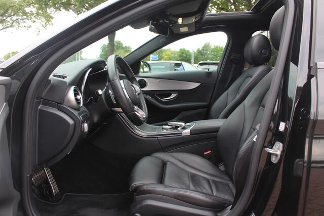 Mercedes-Benz C-KLASSE 180 Business Solution AMG / Trekhaak / Panoramadak / 360Camera / Leder / 18'' / Navigatie / LED Koplampen / Dodehoek / Cruise Control