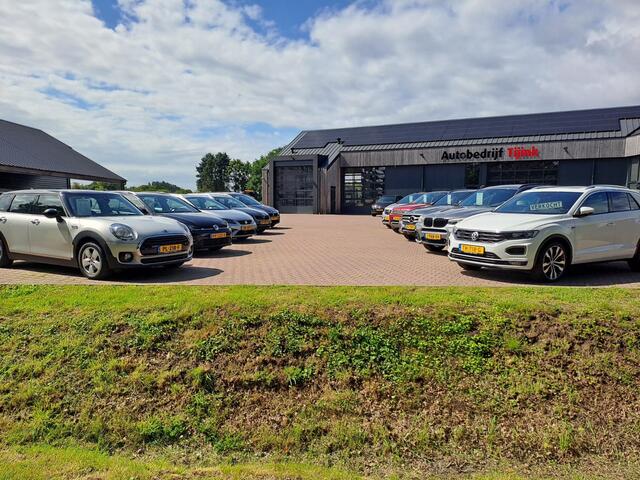 Mercedes-Benz C-KLASSE Estate 300 e Business Plus Solution AMG Limited | Pano | Trekhaak | Multibeam | 360° camera | Leder/alcantara | Stoelverwarming | Elek. achterklep | Vol |