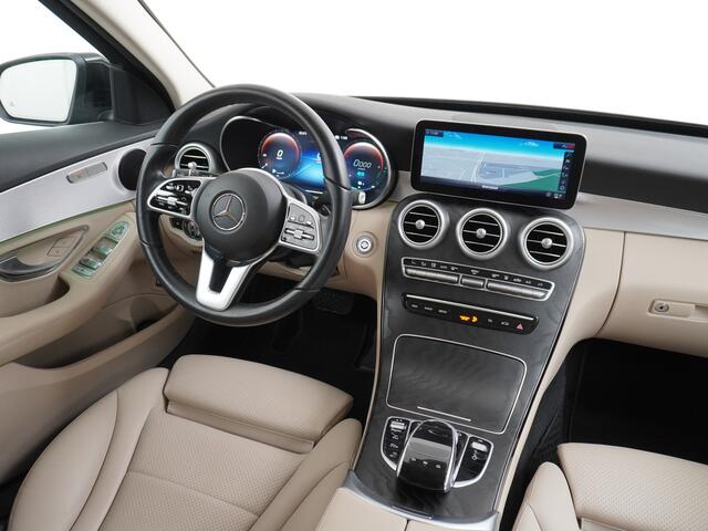 Mercedes-Benz C-KLASSE Estate 300 e PHEV AUT-9 320pk 700Nm! AMG Leer+Verwarmd Apple Android Carplay Me-Connect Sportstoel (semi-)Auto-Pilot(Adaptive-Cruise/lane-Assist) Virtual-Cockpit LimitedGrootlichtassistent, adaptieve matrix-LED koplampen Navigatie full-map + HDD 360 Camer