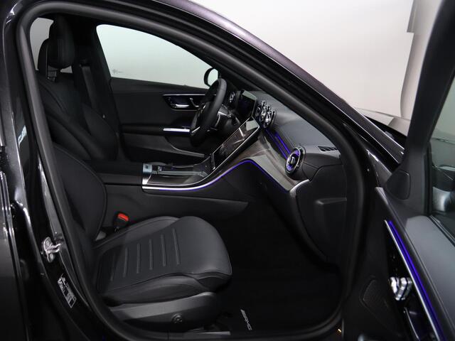 Mercedes-Benz C-KLASSE 300e Business Solution AMG | Panoramaschuifdak | Nightpakket | 360°-camera | DIGITAL LIGHT | 19" multispaaks AMG velgen |