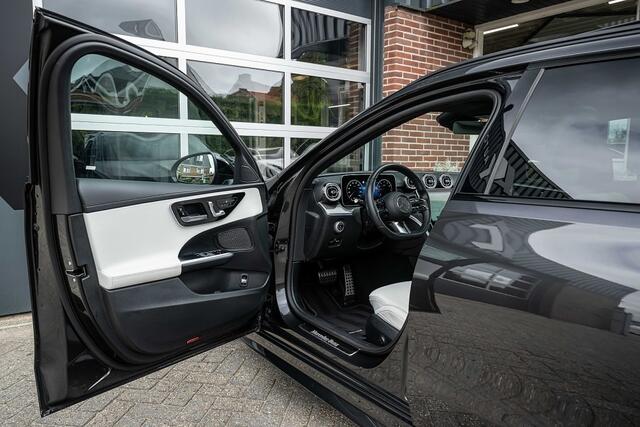 Mercedes-Benz C-KLASSE 180 AMG Line | Panorama | Night Edition | Memory | 360 | Leder | NL-auto |