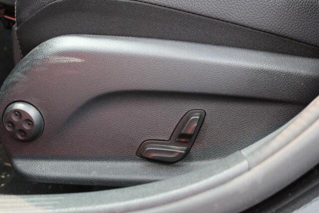 Mercedes-Benz C-KLASSE Estate 300 CDI HYBRID Lease Edition | 204PK! | 17'LMV | CLIMA | E-KLEP | CRUISE | NAVI | STOEL-VERW | LED | PDC-V/A |