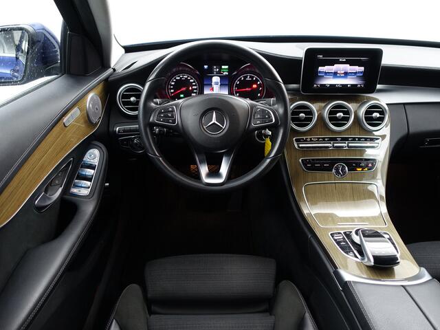 Mercedes-Benz C-KLASSE Estate 350 e AMG Premium Plus Aut- Comfort Interieur, Elek Trekhaak, Camera, Xenon Led, Sfeerverlichting, Standkachel