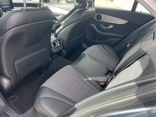 Mercedes-Benz C-KLASSE 180 | Nieuw Binnen! | Half leder | Stoelverwarming | Trekhaak