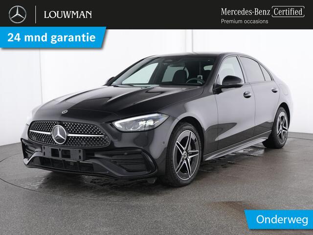 Mercedes-Benz C-KLASSE 300 e AMG Plug-In Hybride AMG Line | Night Pakket | Achteruitrijcamera | Dodehoek Assist | AMG Spoiler | Stuur en Stoelverwarming. Inclusief 24 maanden Mercedes-Benz Certified garantie voor Europa.