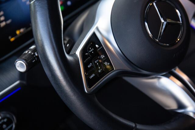 Mercedes-Benz C-KLASSE Estate 300 e AMG Line , Panoramadak, Sfeerverlichting,