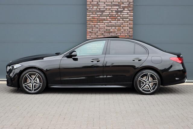 Mercedes-Benz C-KLASSE 300 e AMG Line Aut9 | Panoramadak | Memory | Surround Camera | Leder | Trekhaak | Keyless Go | Nightpakket | High Perf. LED |