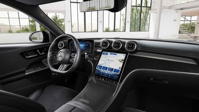 Mercedes-Benz C-KLASSE Limousine 300e Business Solution AMG Premium PLUS | Panorama dak | Trekhaak