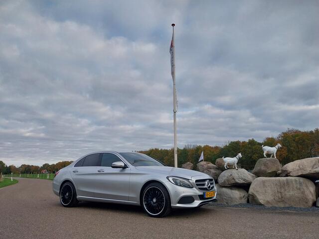 Mercedes-Benz C-KLASSE 350 e HUD LEER 360 CAMERA LED NAVI CRUISE ECC AMG