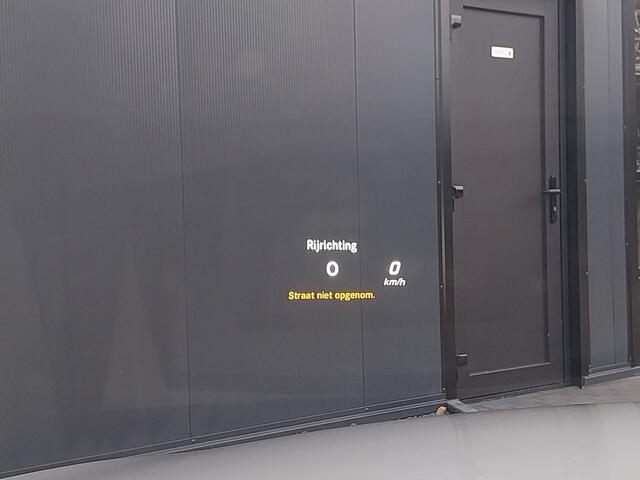 Mercedes-Benz C-KLASSE 350 e HUD LEER 360 CAMERA LED NAVI CRUISE ECC AMG