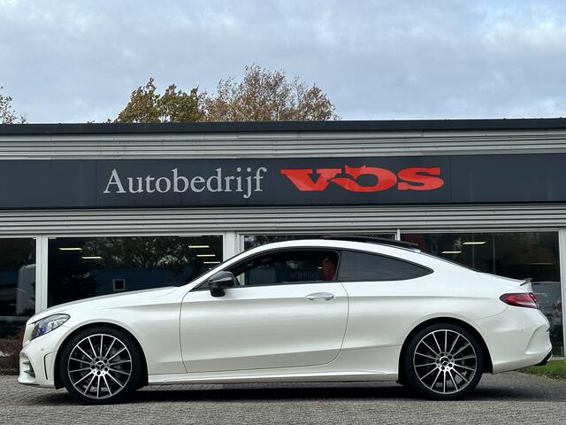 Mercedes-Benz C-KLASSE Coupé 180 AMG-Line | Luchtvering | Burmester | Panodak | 360 camera