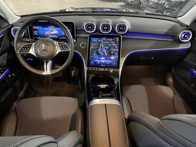 Mercedes-Benz C-KLASSE Estate 300e T AVANTGARDE ** LED, MBUX+, PANORAMA, TREKH, WINTER- & SPIEGEL-PACK, KEYLESS ** 1e EIG - UNFALLFREI ** ** INFORMEER OOK NAAR ONZE AANTREKKELIJKE FINANCIAL-LEASE TARIEVEN **